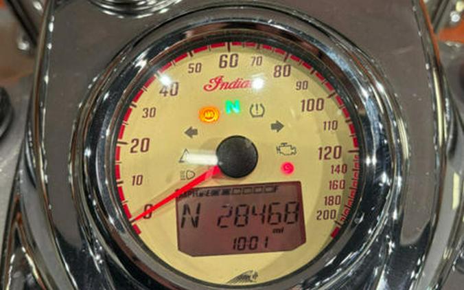 2018 Indian Motorcycle® Chief® Vintage ABS Star Silver over Thunder Black