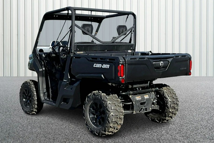 2025 Can-Am Defender DPS HD9