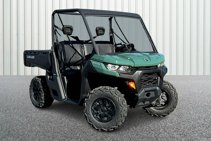 2025 Can-Am Defender DPS HD9