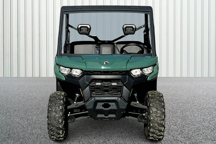 2025 Can-Am Defender DPS HD9