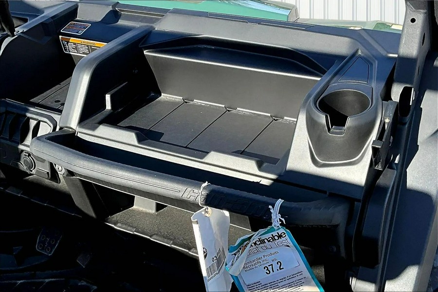 2025 Can-Am Defender DPS HD9