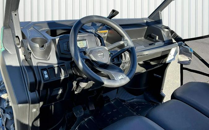 2025 Can-Am SSV DEF DPS 62 HD9 GN 25