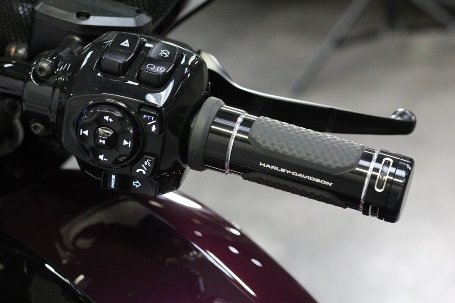 FLHXSE 2025 CVO™ Street Glide™