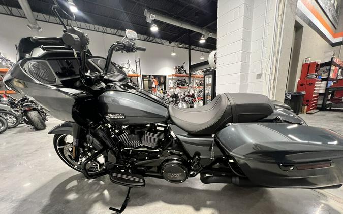 2025 Harley-Davidson® Road Glide® Iron Horse Metallic FLTRX
