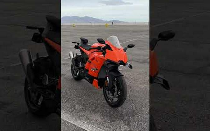 2026 KTM 990 Duke R first ride review