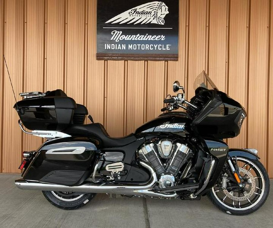 2022 Indian Motorcycle® Pursuit Limited Black Metallic