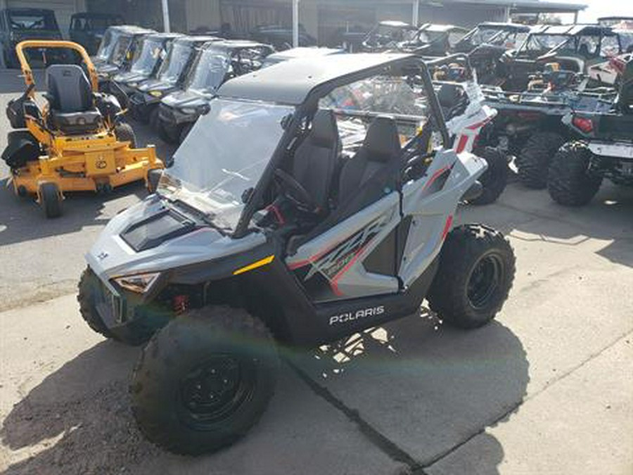 2024 Polaris RZR 200 EFI