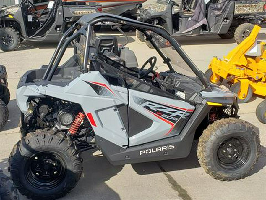 2024 Polaris RZR 200 EFI