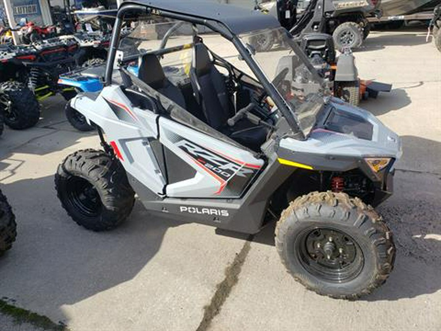 2024 Polaris RZR 200 EFI