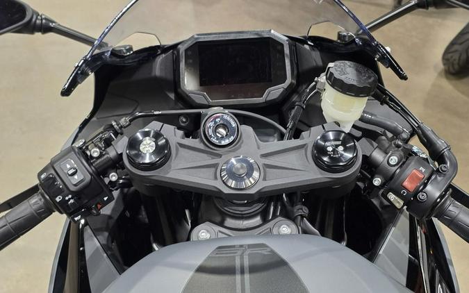 2026 Kawasaki Ninja® ZX™-6R ABS