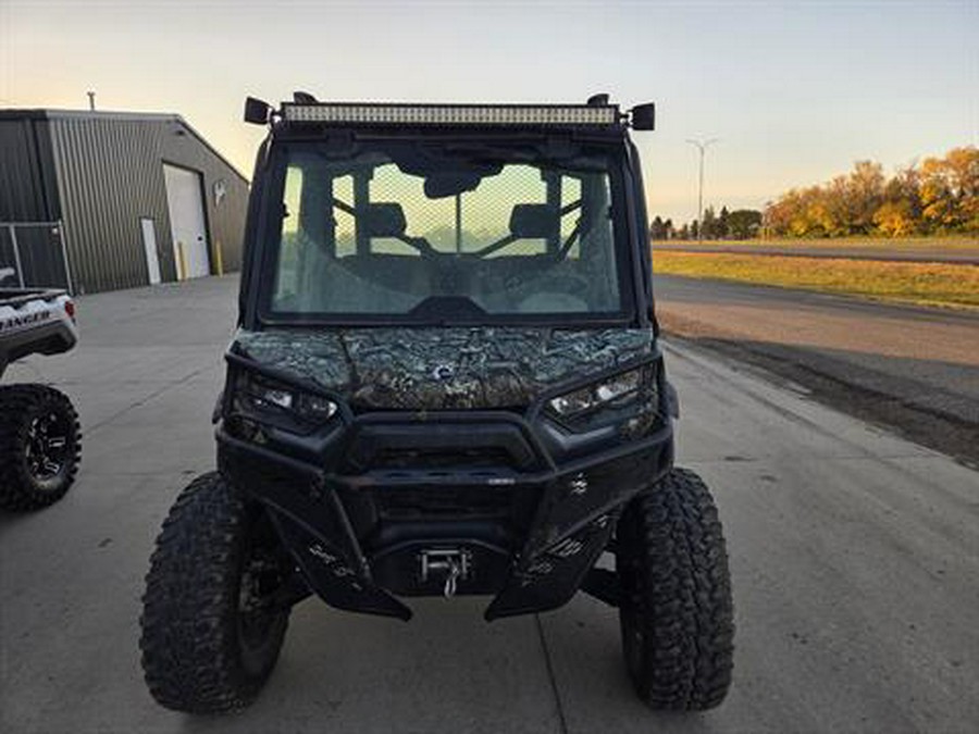 2022 Can-Am Defender Limited CAB HD10