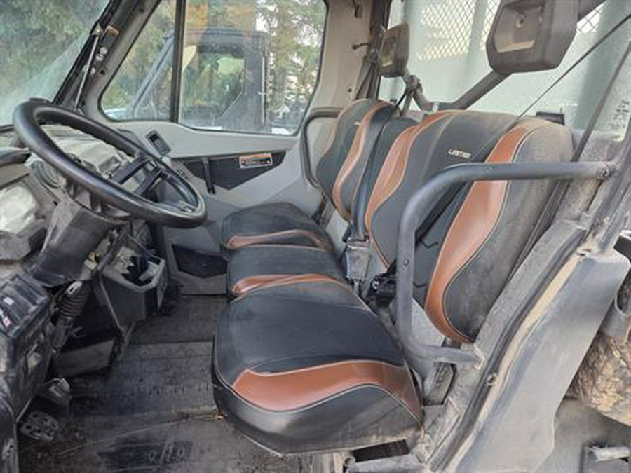 2022 Can-Am Defender Limited CAB HD10