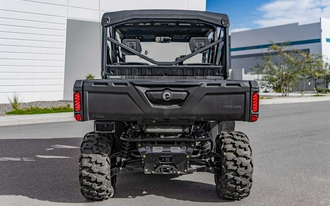 2023 Can-Am® Defender MAX HD7