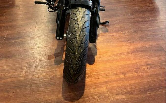 2024 Indian Motorcycle® Chief Bobber Black Metallic