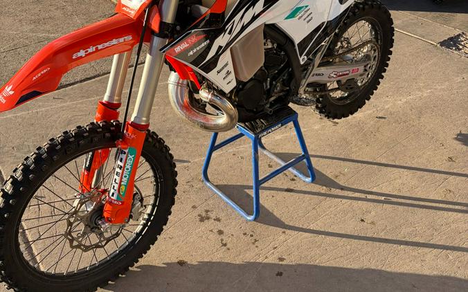 2023 KTM 300 XC