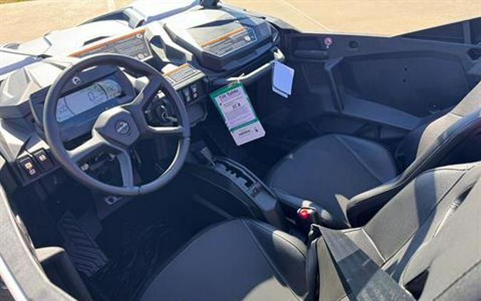 2026 Can-Am Maverick Sport X RC