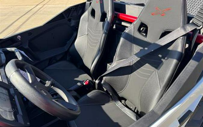 2026 Can-Am Maverick Sport X RC