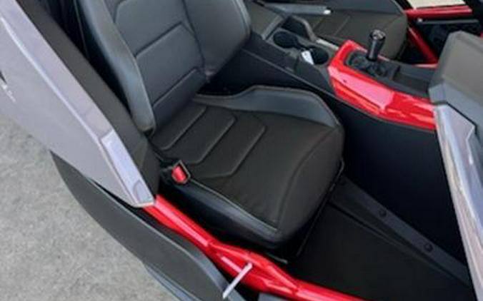 2026 Polaris Slingshot® R Manual Radiant Gray with Indy Red Pearl