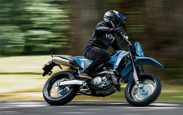 2027 Suzuki DR-Z 4SM