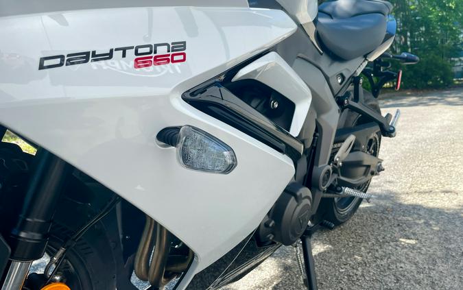 2025 Triumph Daytona 660