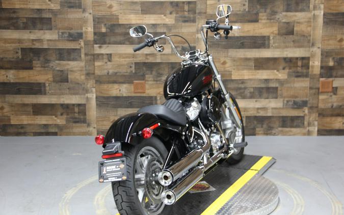 2023 Harley-Davidson Softail Standard Black