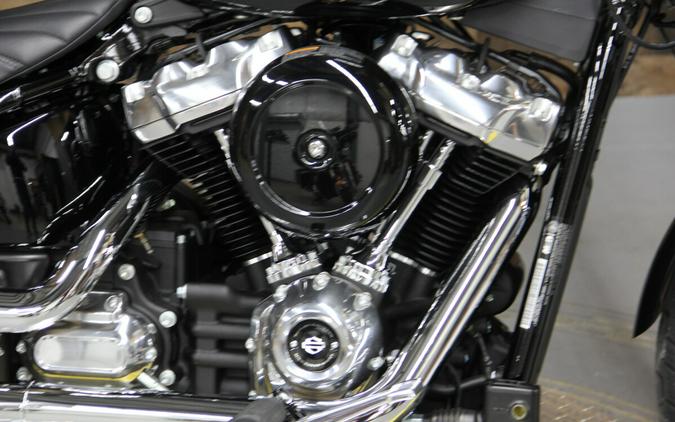 2023 Harley-Davidson Softail Standard Black