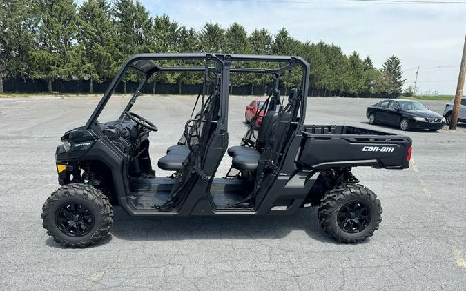 2023 Can-Am® SSV DEF MAX DPS 64 HD10 BK CALI 23 DPS HD10