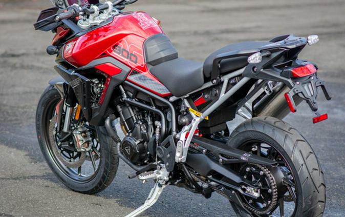 2025 Triumph Tiger 900 GT Pro Carnival Red / Sapphire Black