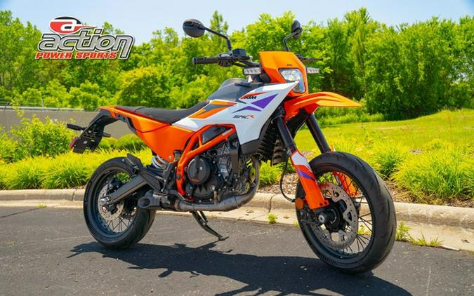 2026 KTM SMC 390 R