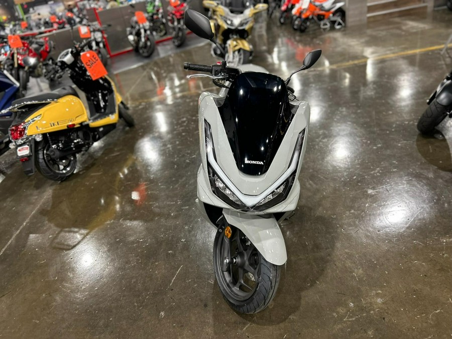 2026 Honda PCX ABS