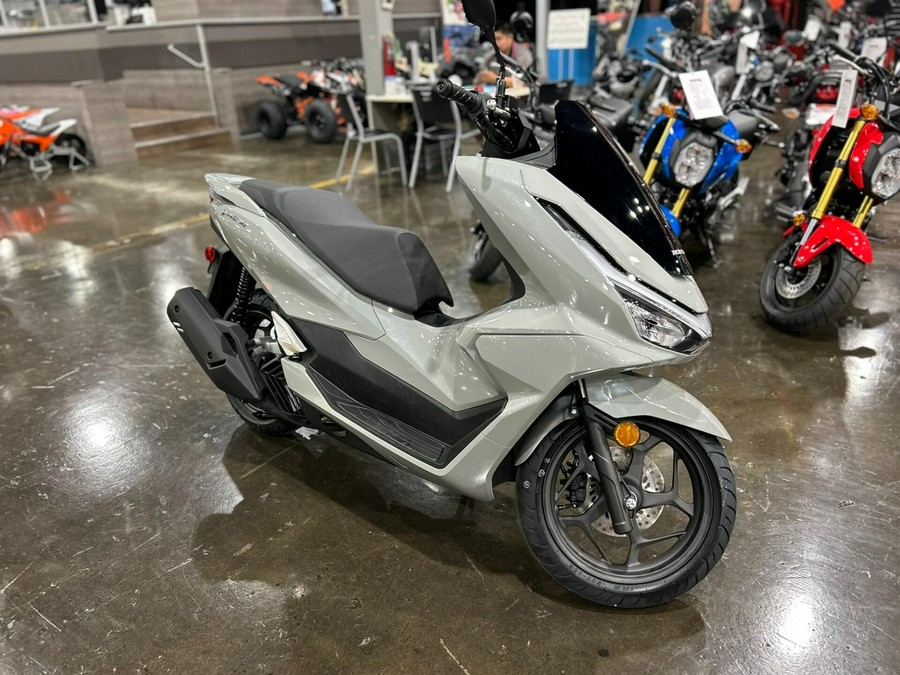 2026 Honda PCX ABS