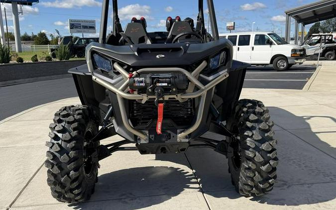 2027 Can-Am® Commander X mr