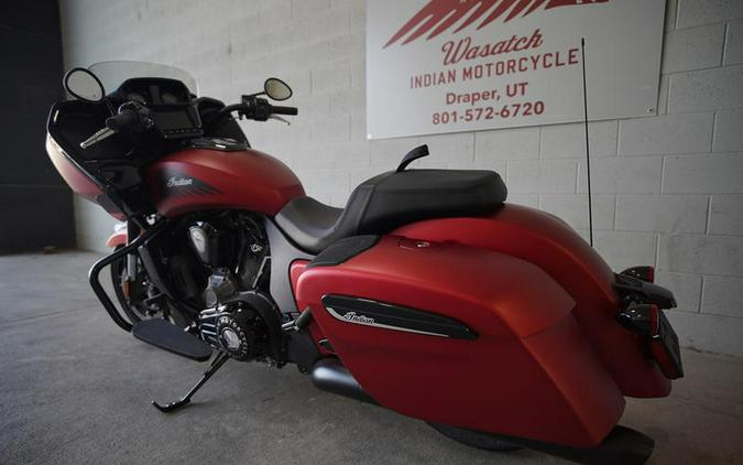 2024 Indian Motorcycle® Challenger® Dark Horse® w/PowerBand Audio Pkg Sunset Red Smoke