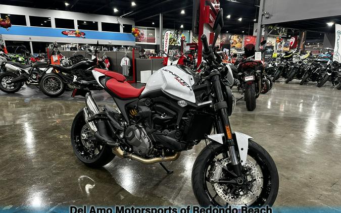 2024 Ducati MONSTER PLUS