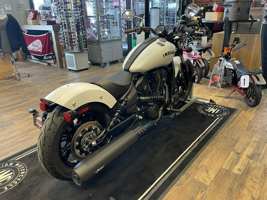 2025 Indian Scout Sixty Bobber Limited Ghost White Metallic S