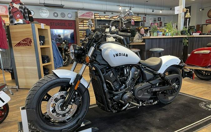 2025 Indian Scout Sixty Bobber Limited Ghost White Metallic S