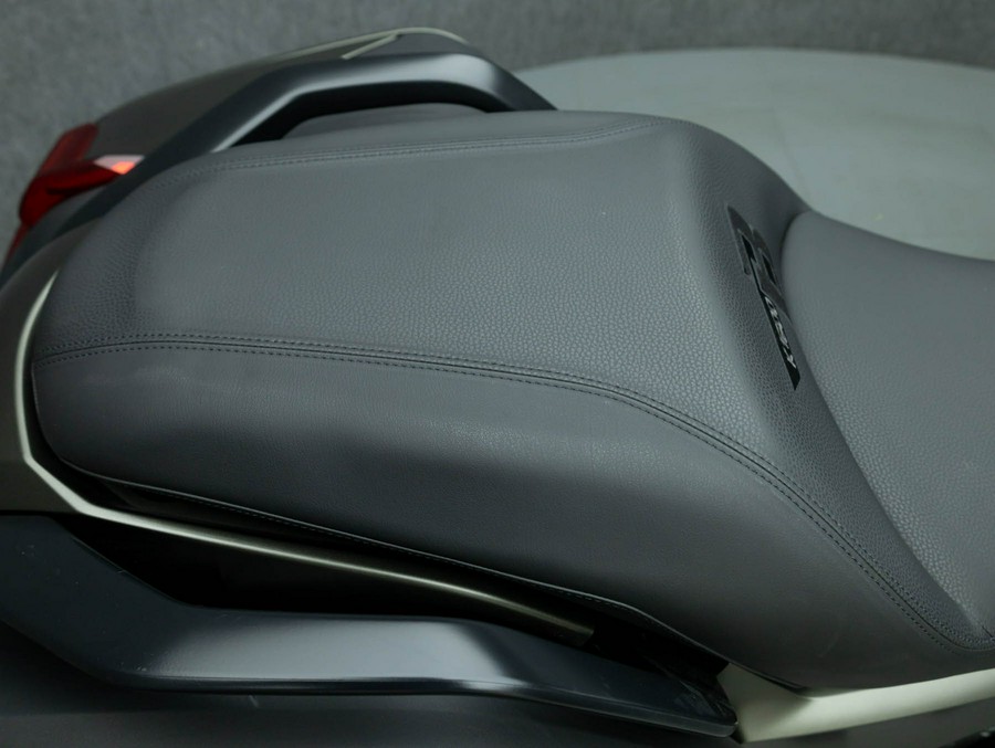 2024 BMW K1600B W/ABS