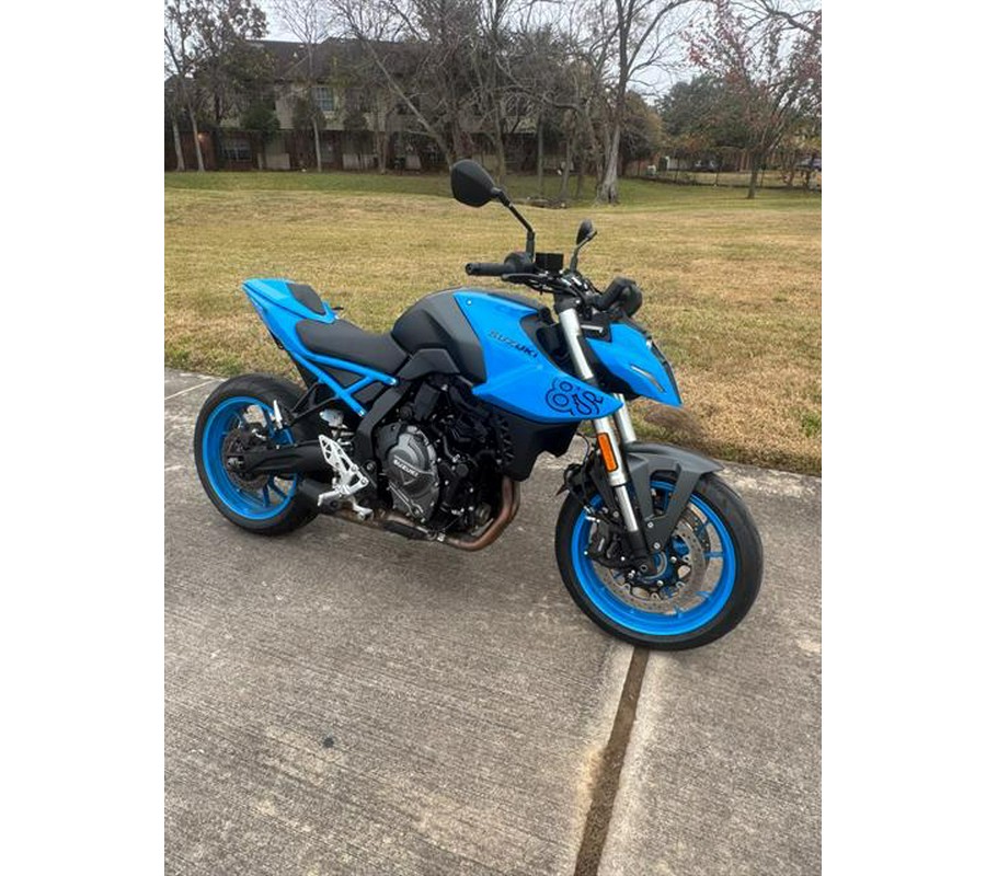 2024 Suzuki GSX-8S