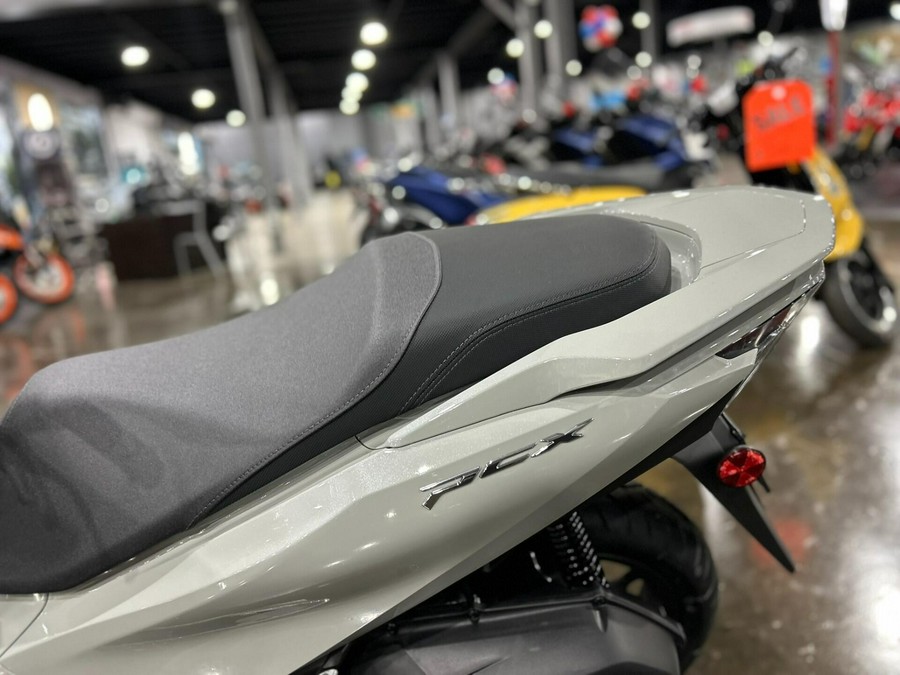 2026 Honda PCX ABS