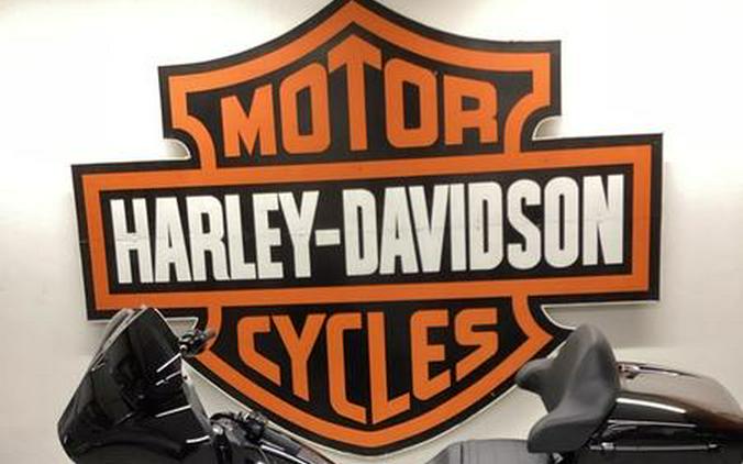 2024 Harley-Davidson® FLHX - Street Glide®