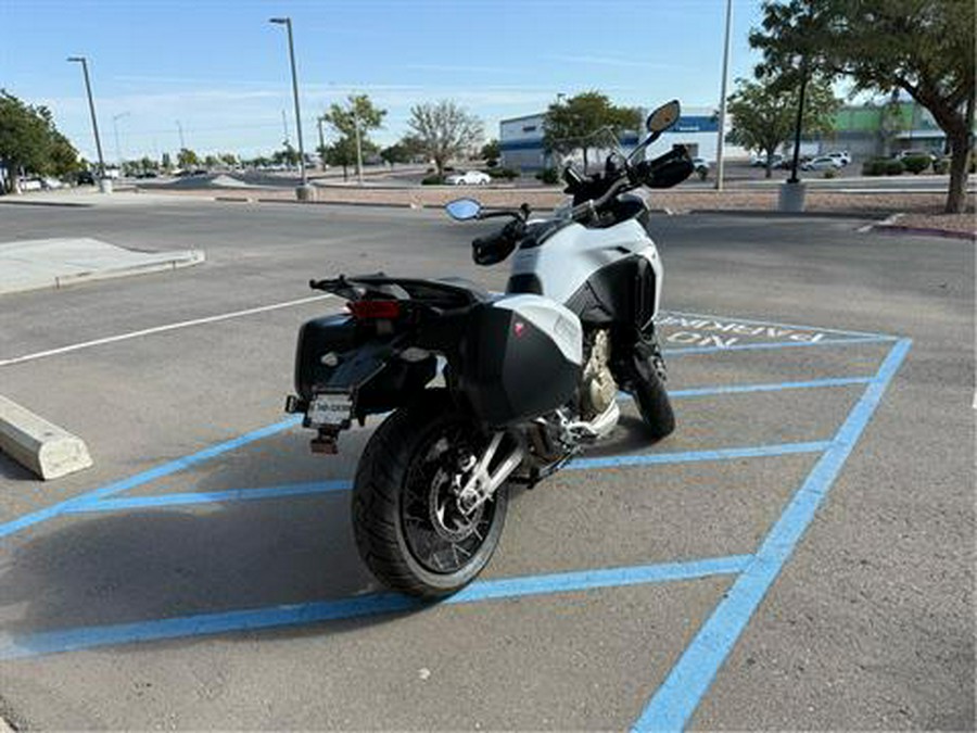 2024 Ducati Multistrada V4 S Travel & Radar Spoked Wheels