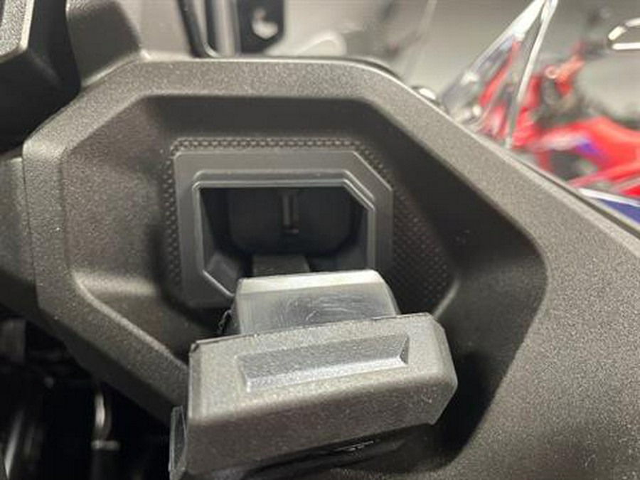 2025 Honda NT1100 DCT