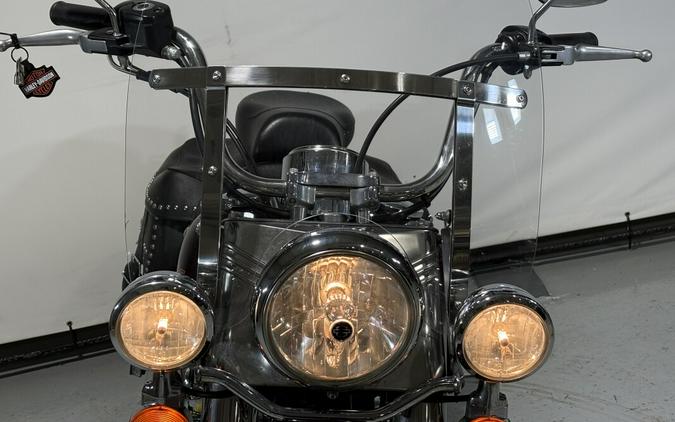 2006 Harley-Davidson® Heritage Softail® Classic Black Cherry Pearl