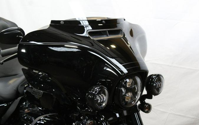 FLHTCUTG 2025 Tri Glide® Ultra