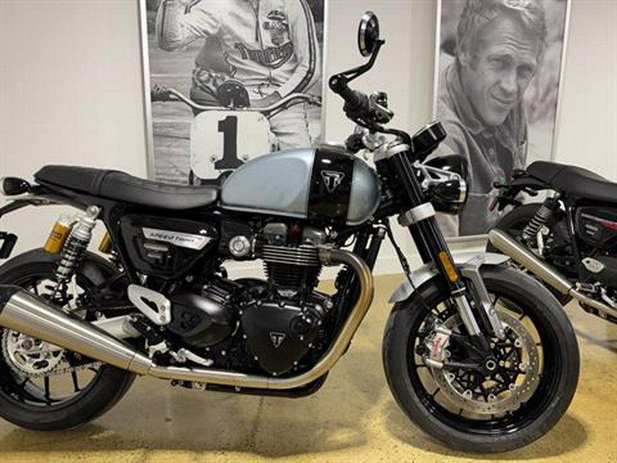 2023 Triumph Speed Twin Breitling Limited Edition