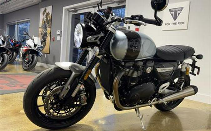 2023 Triumph Speed Twin Breitling Limited Edition