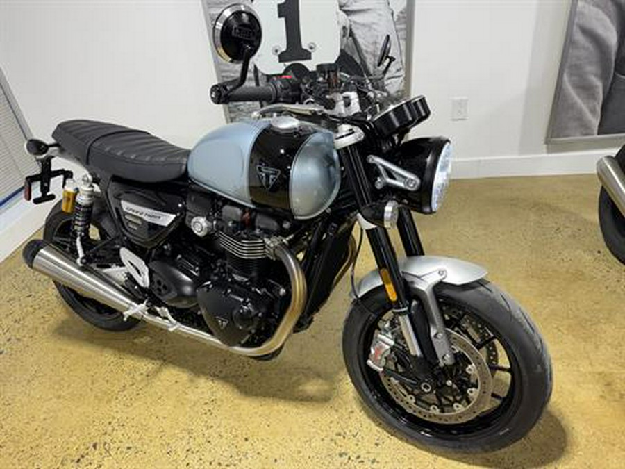 2023 Triumph Speed Twin Breitling Limited Edition