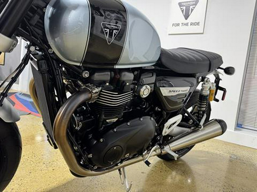 2023 Triumph Speed Twin Breitling Limited Edition