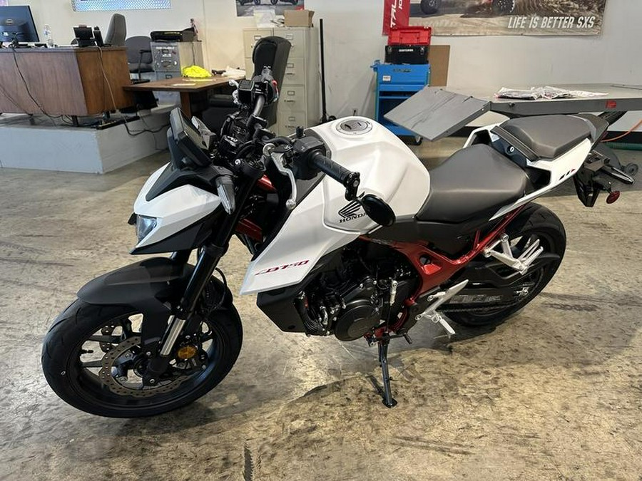 2025 Honda® CB750 Hornet