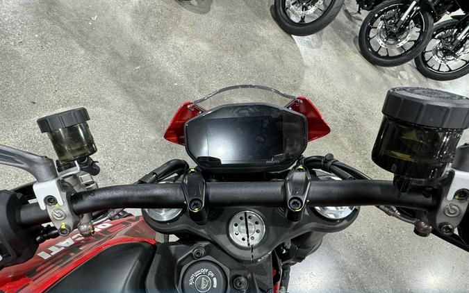 2024 Ducati MONSTER PLUS